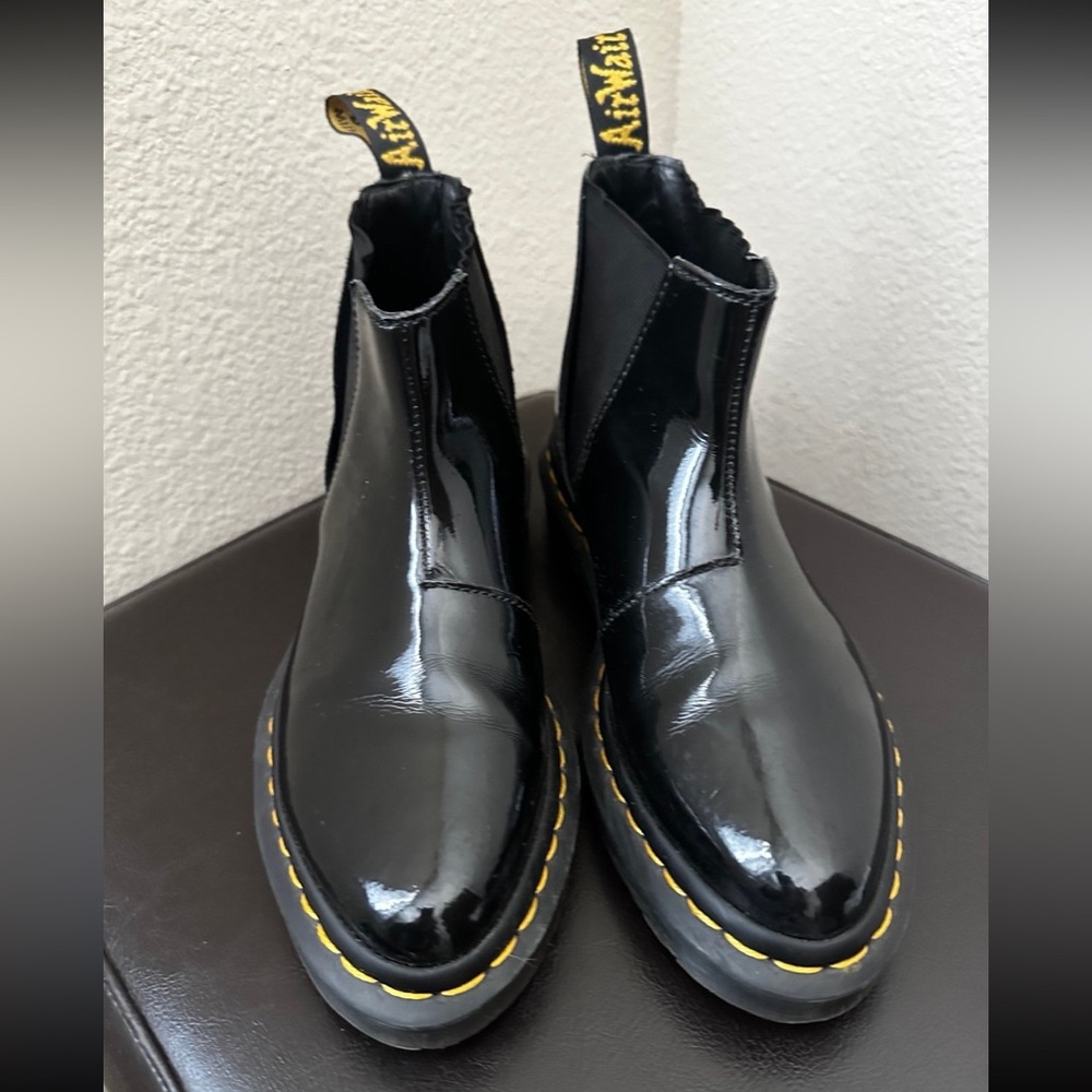 Dr Martens Chelsea Boots